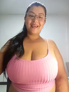 CelesteAlvarez1989 online show from June 3, 2:14 am