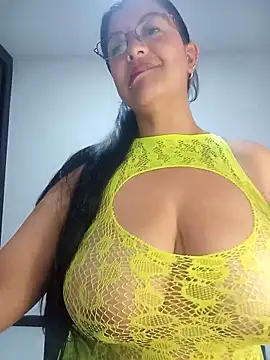 CelesteAlvarez1989 online show from June 6, 4:17 am