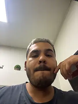 Snapshot of KevinSpenser chatting on November 14, 7:29 am KevinSpenser online show from November 14, 7:29 am