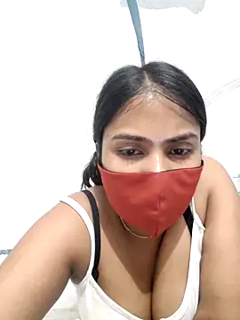 Snapshot of Red_Love_1 chatting on May 10, 6:35 pm Red Love 1 online show from May 10, 6:35 pm