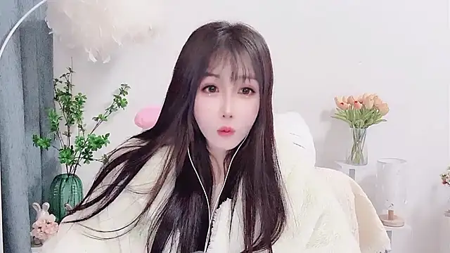 Laura 520 online show from December 16, 8:19 am