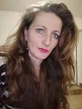 CrazyMaya39 online show from May 3, 8:59 pm