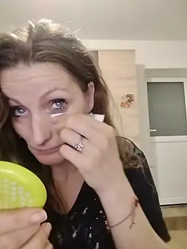 CrazyMaya39 online show from June 3, 9:42 pm