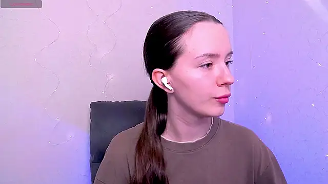 BellaVelure6767 online show from June 1, 2:35 am