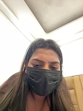 sexyayeshadesi online show from May 6, 5:51 pm