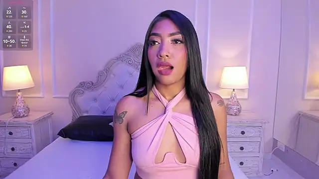 Snapshot of Samantha_Bale chatting on June 12, 12:37 pm Samantha Bale online show from June 12, 12:37 pm