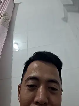 Hoang58236 online show from November 15, 6:04 pm