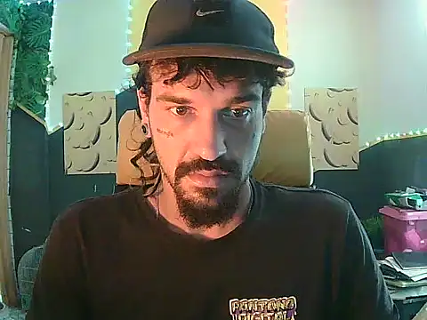 Snapshot of xxxbananaboy chatting on November 14, 5:00 pm xxxbananaboy online show from November 14, 5:00 pm