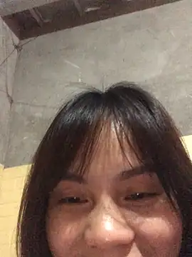 Trangbabylove online show from February 8, 4:49 am