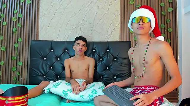 LiamSammer online show from December 16, 5:56 am