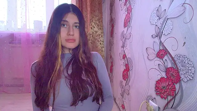 Snapshot of KristinaScott chatting on November 26, 12:17 pm KristinaScott online show from November 26, 12:17 pm