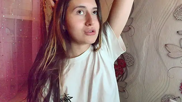 Snapshot of KristinaScott chatting on November 30, 3:49 pm KristinaScott online show from November 30, 3:49 pm