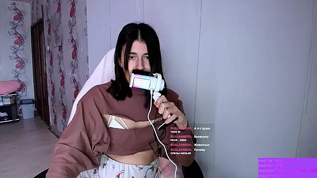 KristinaScott online show from January 18, 12:42 pm