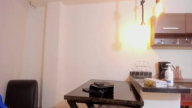 Emily Frostt online show from December 2, 8:04 pm