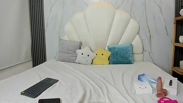 Emily Frostt online show from June 16, 11:35 am