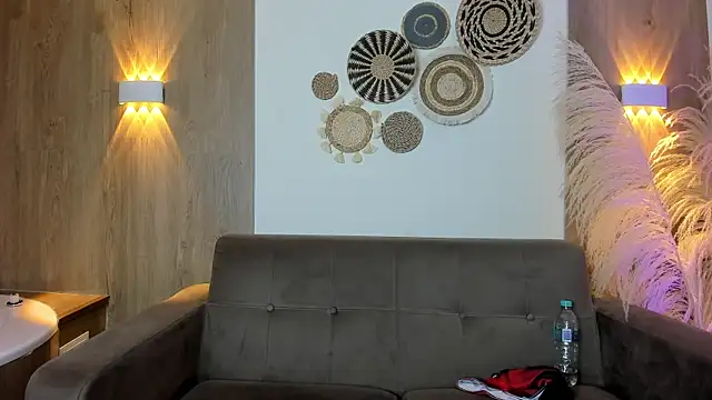 Emily Frostt online show from July 30, 12:04 pm