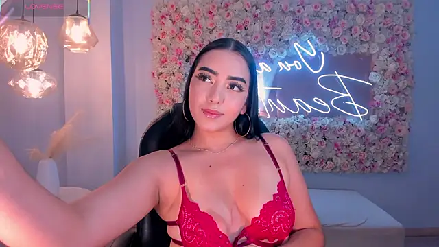 SophieLanne online show from February 11, 5:01 am