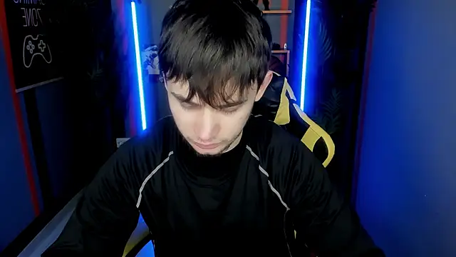 AlejandroEllias online show from January 15, 5:49 pm