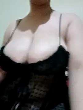 Snapshot of Maryam89six chatting on November 25, 11:38 pm Maryam89six online show from November 25, 11:38 pm