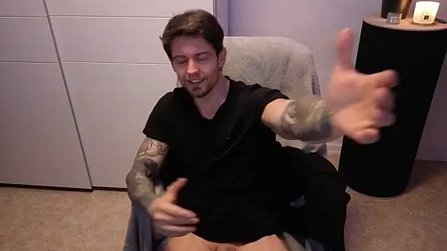 Mystery Mark online show from November 30, 6:12 pm