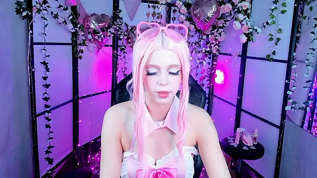 Aluwe Say online show from February 14, 9:55 pm