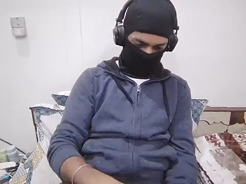 Snapshot of sucre69pb chatting on December 14, 5:07 pm sucre69pb online show from December 14, 5:07 pm