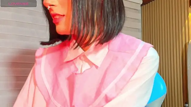 Snapshot of Milu_carbajal_x chatting on July 20, 2:48 am Milu carbajal x online show from July 20, 2:48 am