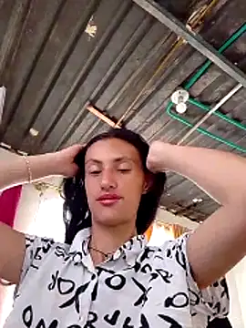 Snapshot of Milky_cielo_ chatting on December 16, 3:39 pm Milky cielo online show from December 16, 3:39 pm