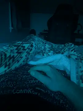 Snapshot of daddyshomeee_ chatting on February 18, 4:41 am daddyshomeee online show from February 18, 4:41 am