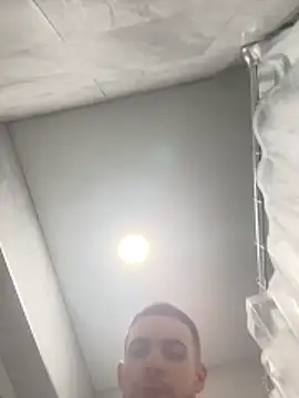 Snapshot of daddyshomeee_ chatting on March 16, 12:49 am daddyshomeee online show from March 16, 12:49 am