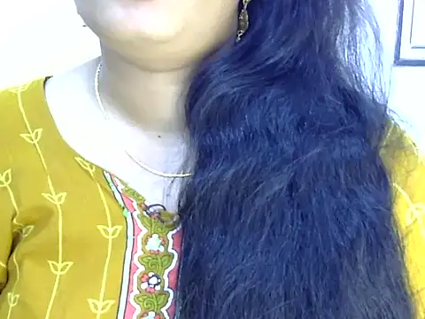 Snapshot of Muskan_Jha chatting on May 5, 1:57 am Muskan Jha online show from May 5, 1:57 am