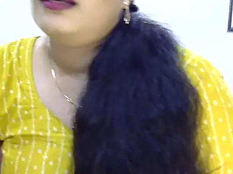 Muskan Jha online show from June 3, 11:35 am