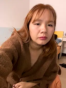 yiyi0316 online show from November 28, 5:32 am