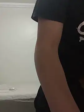 Snapshot of oIAcyber chatting on November 17, 2:50 am oIAcyber online show from November 17, 2:50 am