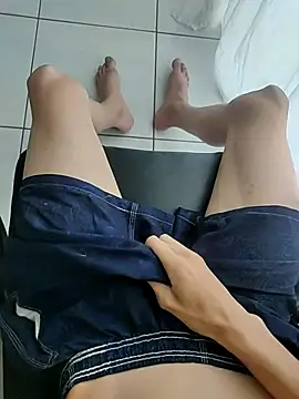 bnnzin online show from November 30, 6:34 pm