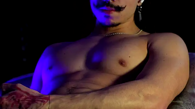 Snapshot of TOKYO_oo chatting on February 1, 4:27 pm TOKYO oo online show from February 1, 4:27 pm