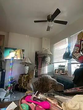 Motherbigbus online show from March 16, 1:00 am