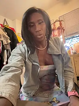 Motherbigbus online show from April 26, 2:09 am