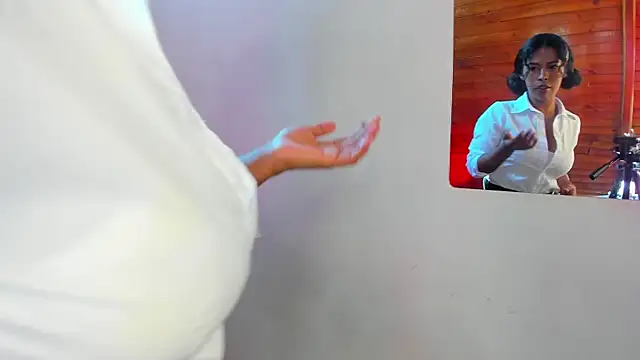 Snapshot of lilith_sanz chatting on November 29, 1:36 pm lilith sanz online show from November 29, 1:36 pm