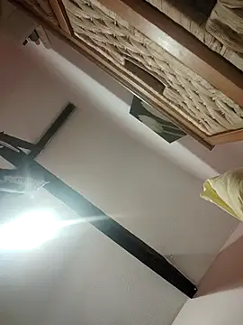 NaughtyClaudia  online show from December 16, 5:01 am