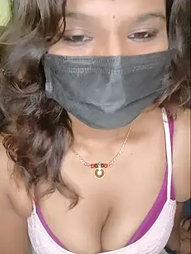 Snapshot of Premalatha_28 chatting on June 29, 5:46 pm Premalatha 28 online show from June 29, 5:46 pm