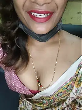 Snapshot of Premalatha_28 chatting on July 31, 5:01 pm Premalatha 28 online show from July 31, 5:01 pm