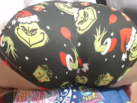 Snapshot of Liz_dark_secret chatting on December 21, 11:50 am Liz dark secret online show from December 21, 11:50 am