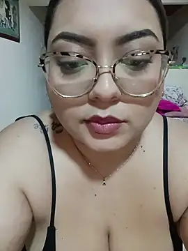 Snapshot of Anna_Lucia88 chatting on February 3, 5:49 am Anna Lucia88 online show from February 3, 5:49 am