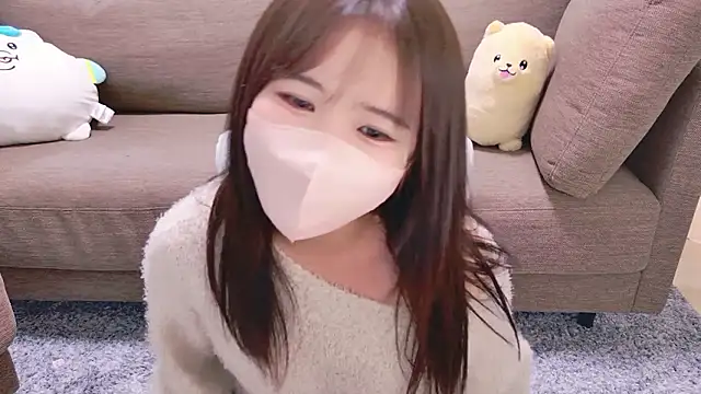 Snapshot of Nemu_chan_ chatting on May 11, 11:16 am Nemu chan online show from May 11, 11:16 am