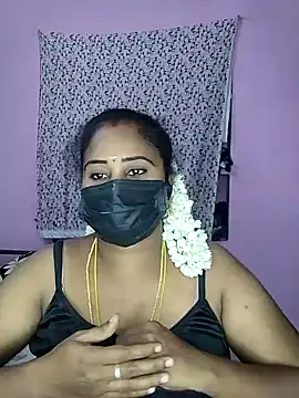 Snapshot of Tamil_devagi chatting on May 8, 8:25 pm Tamil devagi online show from May 8, 8:25 pm