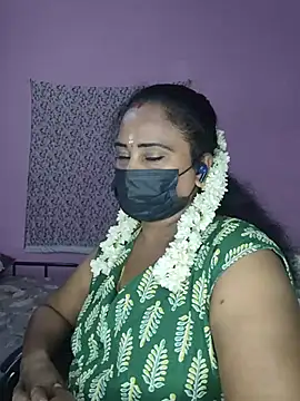 Snapshot of Tamil_devagi chatting on June 24, 5:34 pm Tamil devagi online show from June 24, 5:34 pm