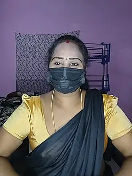 Snapshot of Tamil_devagi chatting on June 30, 4:57 am Tamil devagi online show from June 30, 4:57 am