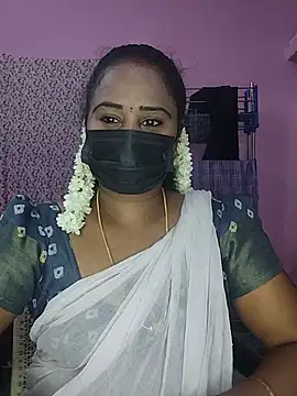 Snapshot of Tamil_devagi chatting on July 18, 6:12 pm Tamil devagi online show from July 18, 6:12 pm