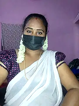 Snapshot of Tamil_devagi chatting on July 23, 7:23 pm Tamil devagi online show from July 23, 7:23 pm